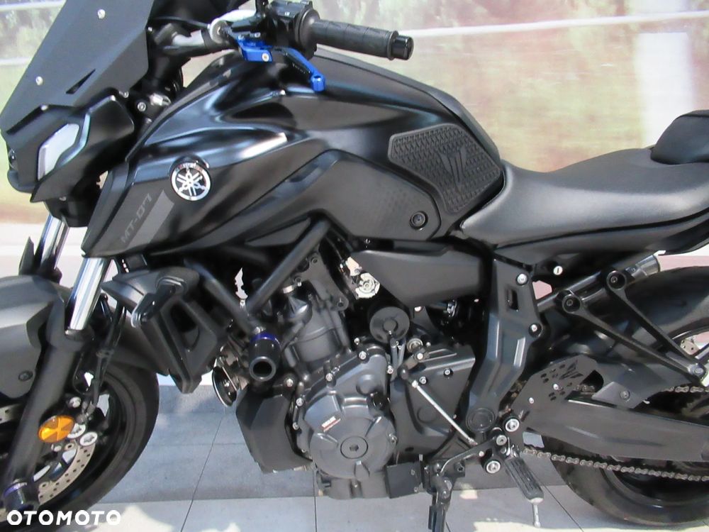 Yamaha MT - 16