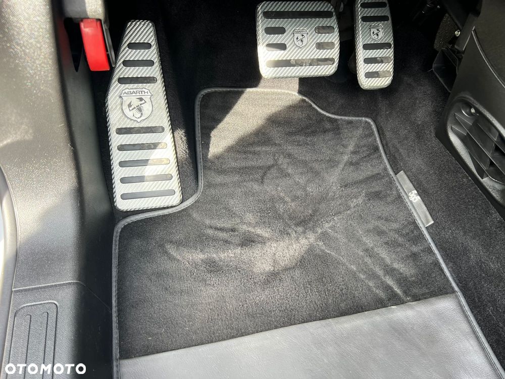 Fiat 500 595 Abarth - 21