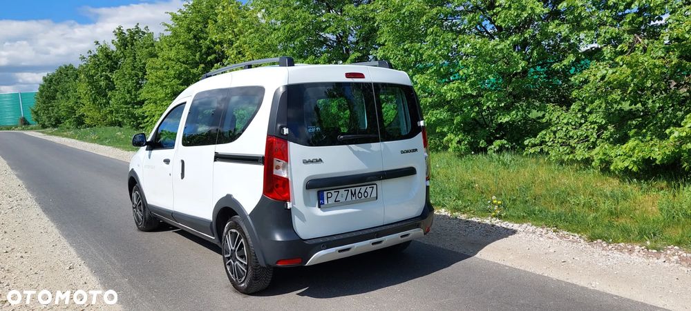 Dacia Dokker SCe 100 Stepway - 4