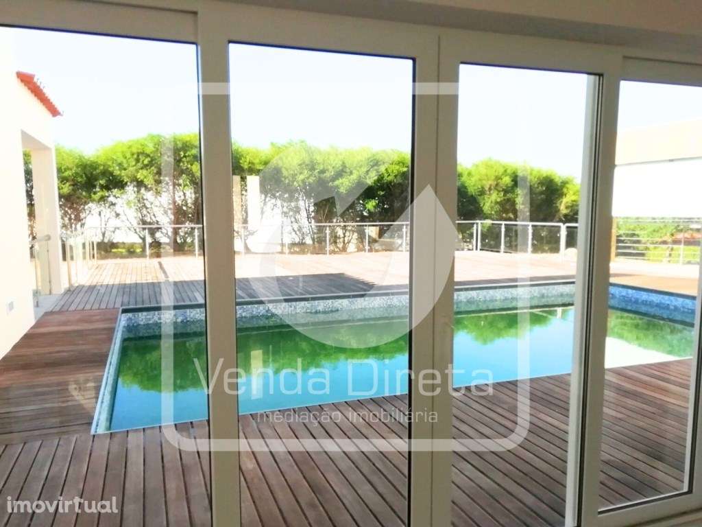 Moradia de luxo T4 com piscina no Belas Clube de Campo, em Sintra. - Grande imagem: 2/28