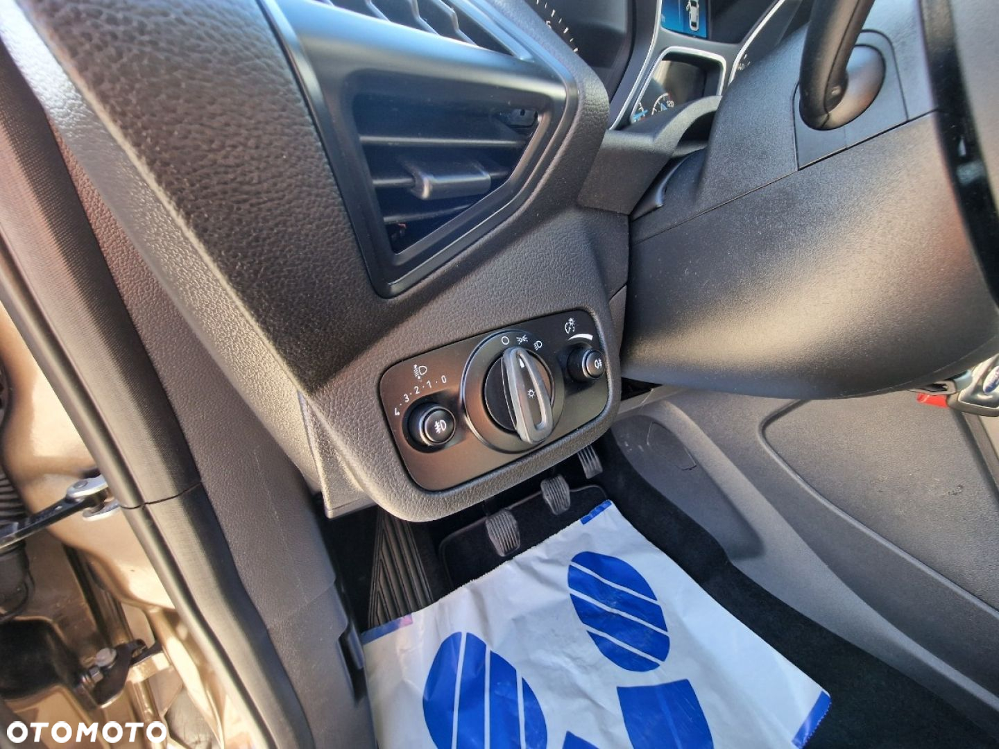 Ford C-MAX - 12