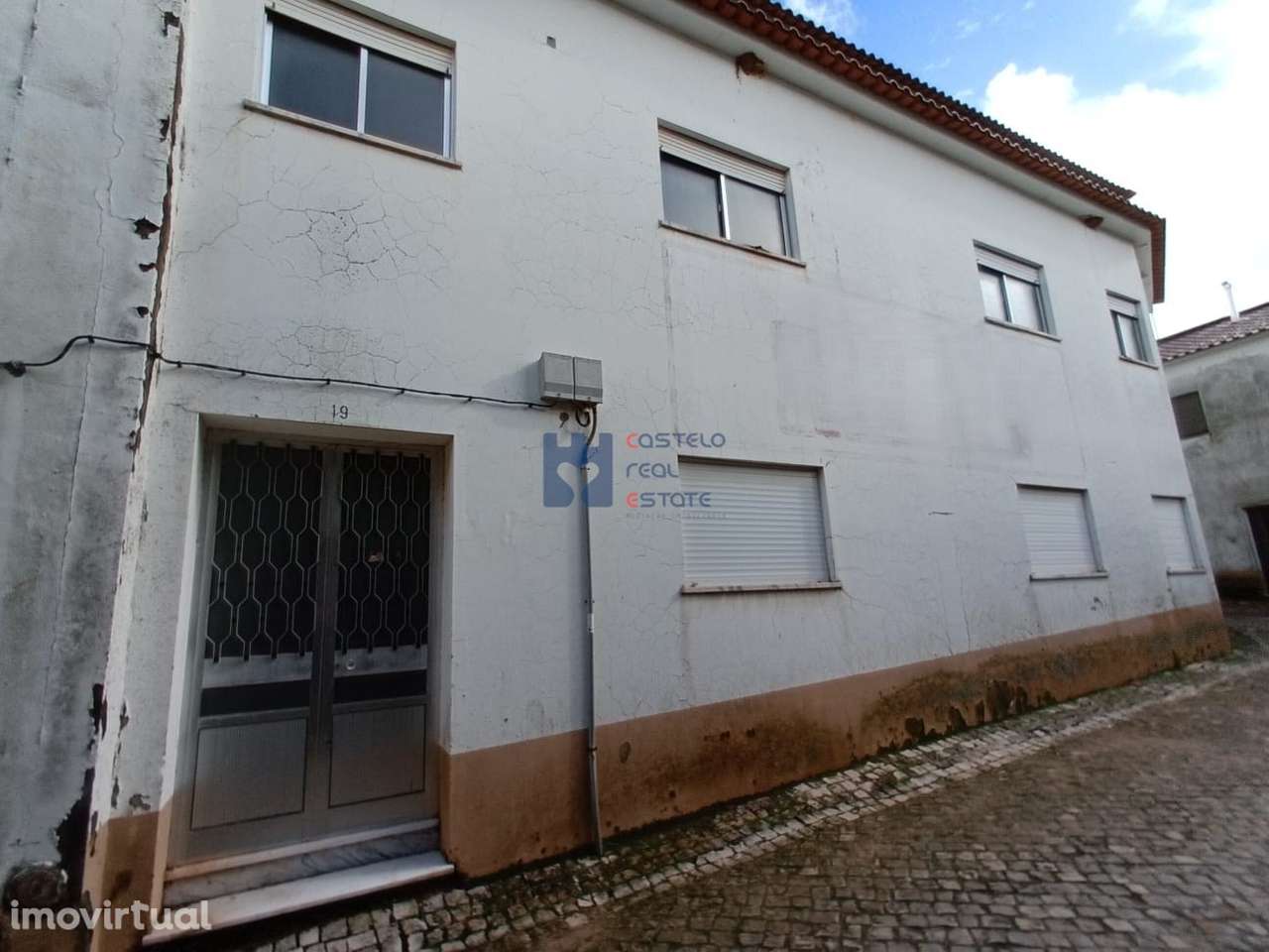 Prédio para converter em apartamentos - Grande imagem: 4/18