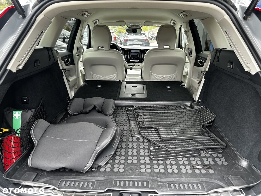 Volvo XC 60 - 18