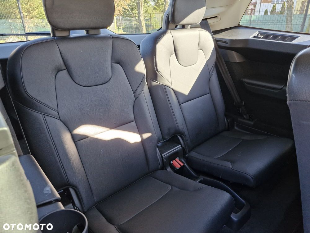 Volvo XC 90 T6 AWD Momentum 7os - 12