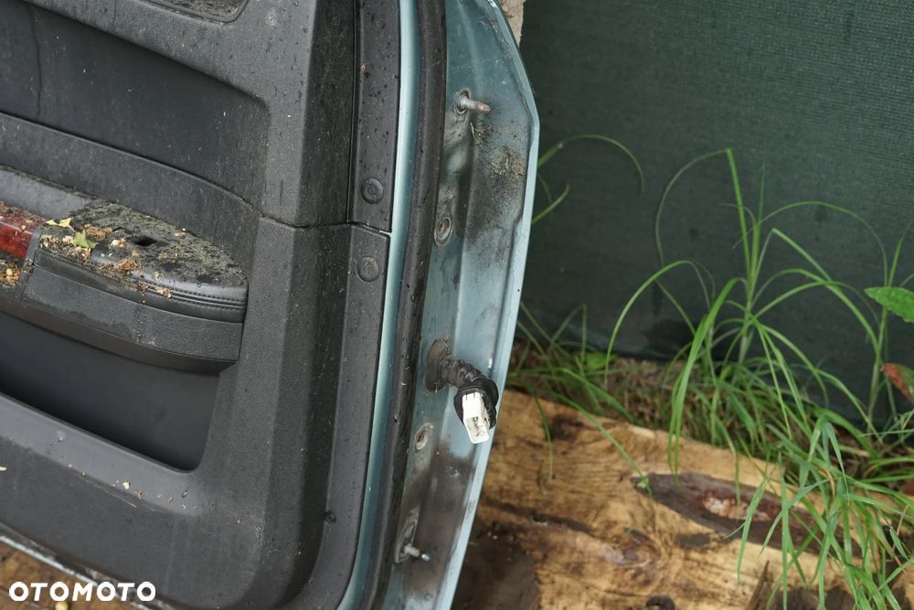 Drzwi tył tylne lewe Chrysler 300C Sedan - 15