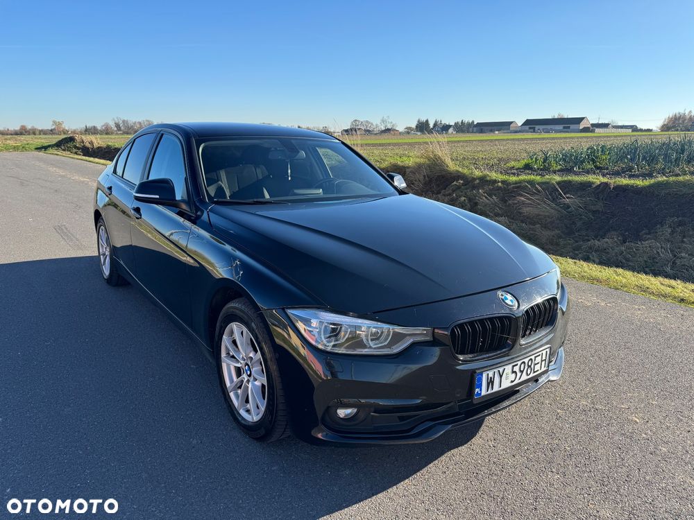 BMW Seria 3 318i Sport Line - 6