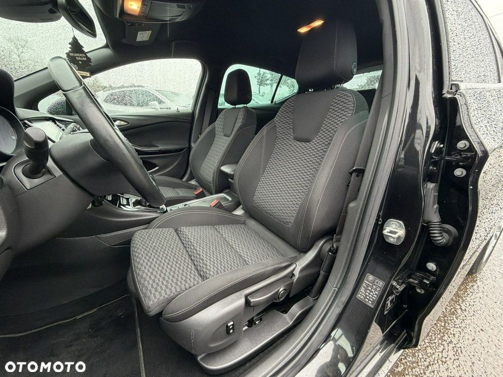 Opel Astra 1.4 T Dynamic - 14