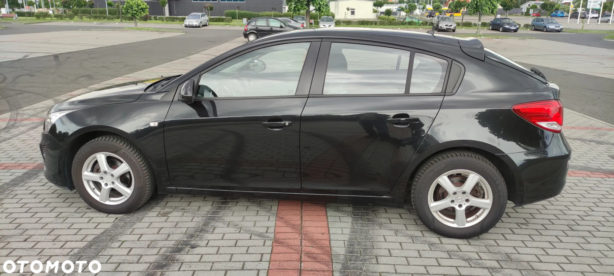 Chevrolet Cruze 1.6 LS - 13