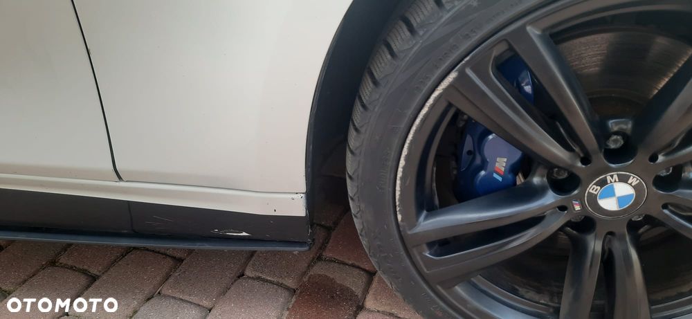 BMW Seria 3 328i xDrive - 22