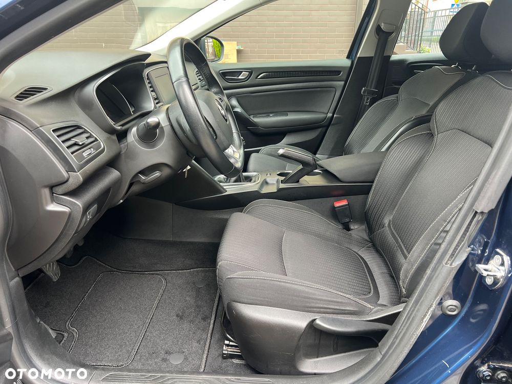 Renault Megane ENERGY TCe 100 LIMITED - 26