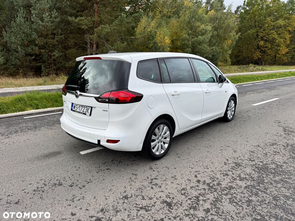 Opel Zafira - 38