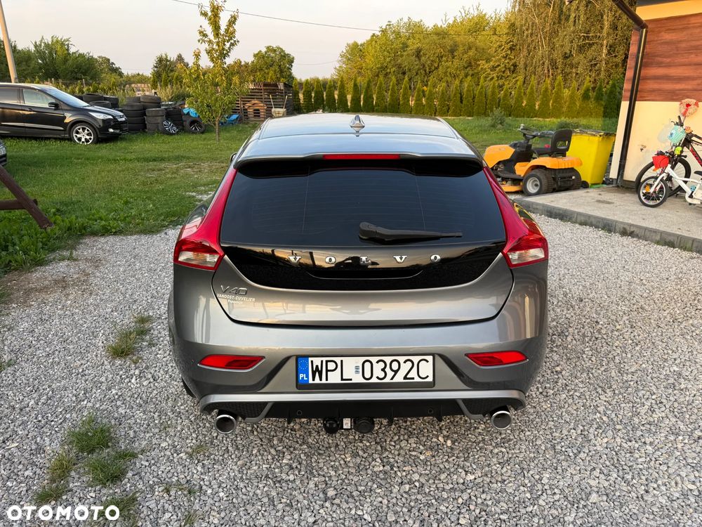 Volvo V40 D2 RDesign - 14