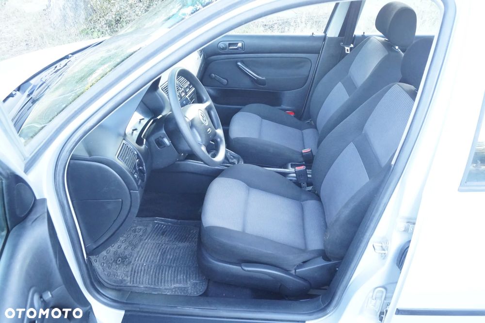 Volkswagen Golf 1.9 GL TDI - 10