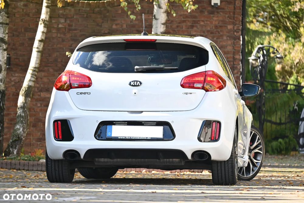 Kia Ceed Cee'd 1.6 T-GDI GT - 18