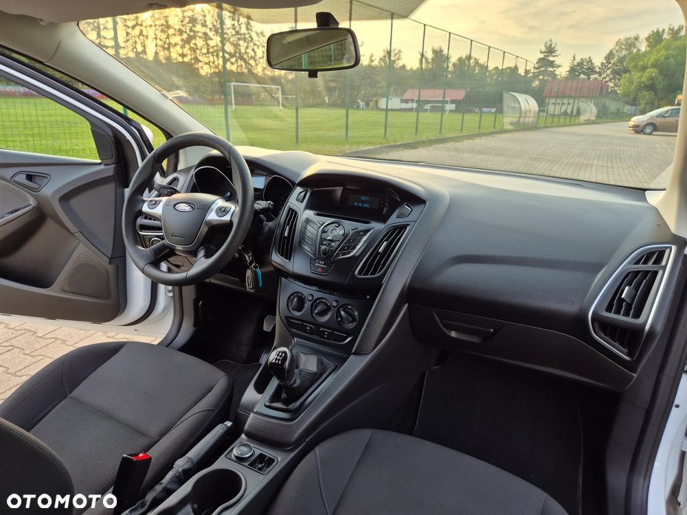 Ford Focus 1.0 EcoBoost Start-Stopp-System Ambiente - 29