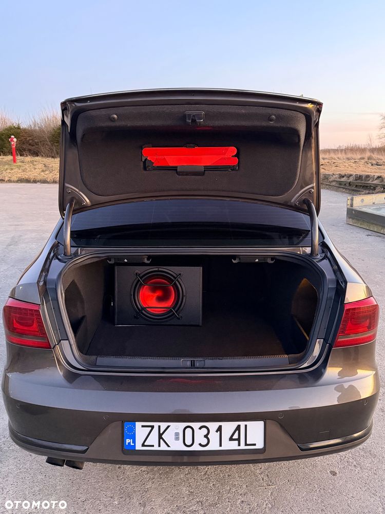 Volkswagen Passat 2.0 TSI Highline DSG - 13