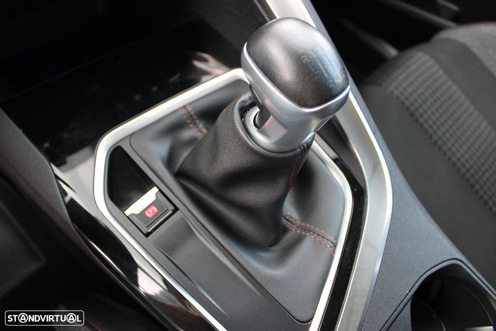 Peugeot 3008 1.2 PureTech Active - 8