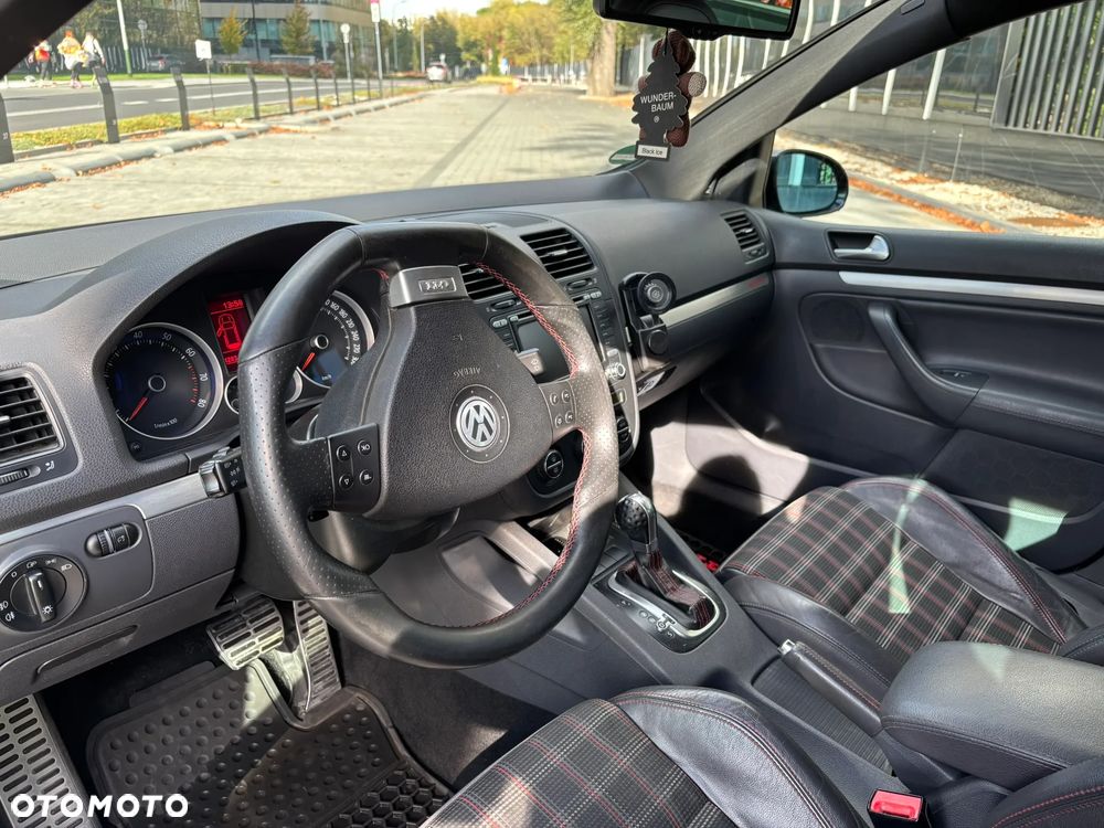 Volkswagen Golf 2.0 TSI GTI Edition 30 DSG - 23
