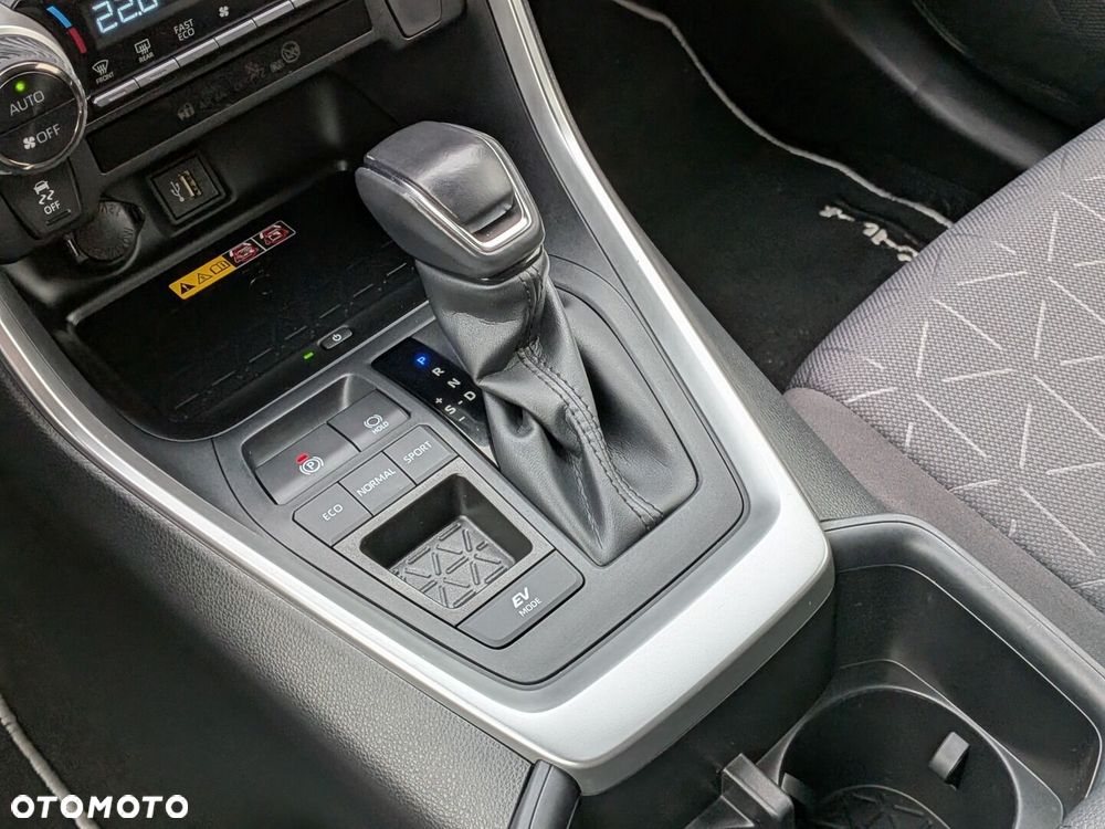 Toyota RAV4 - 29