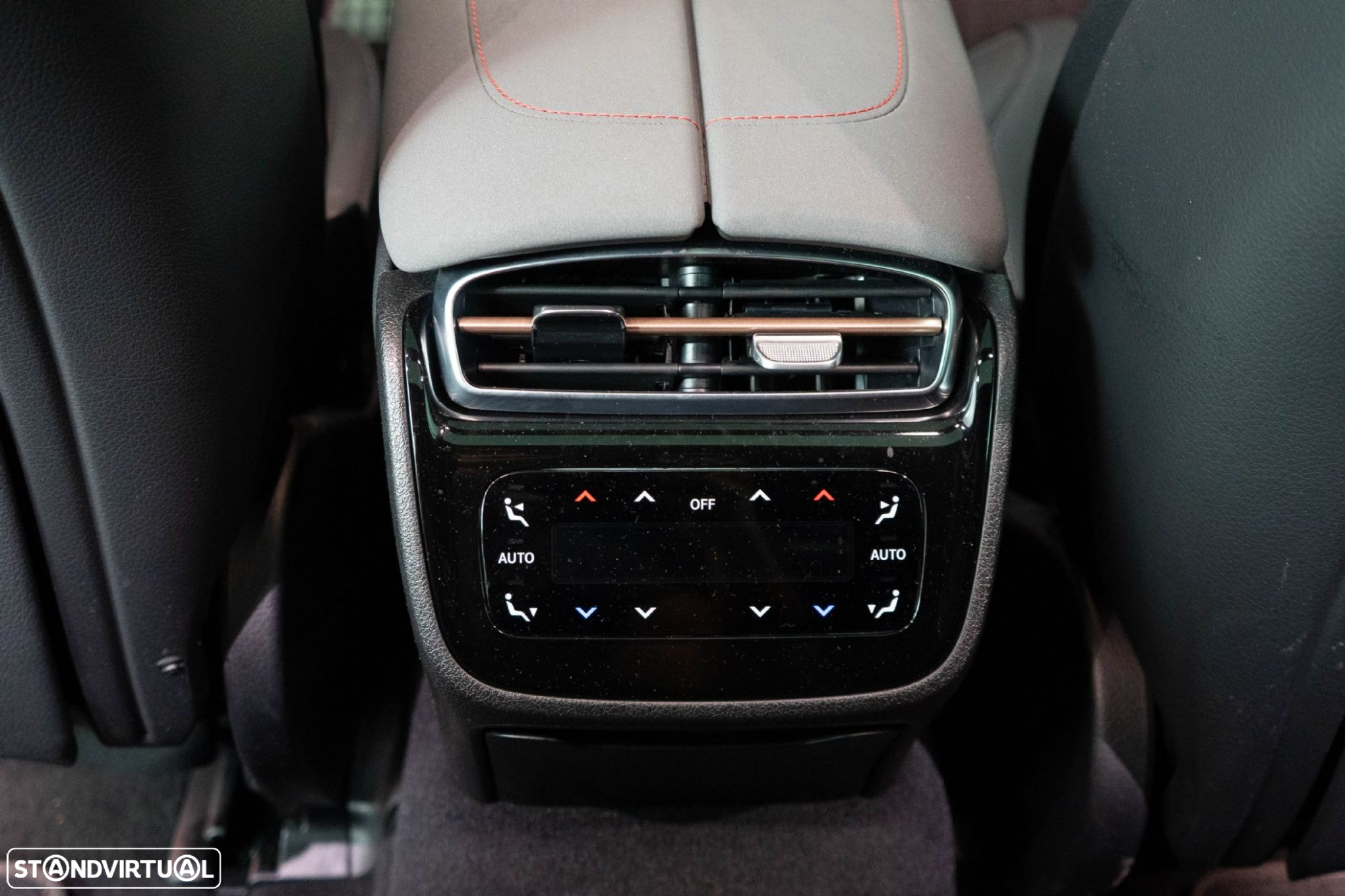 Mercedes-Benz EQS 450+ - 28