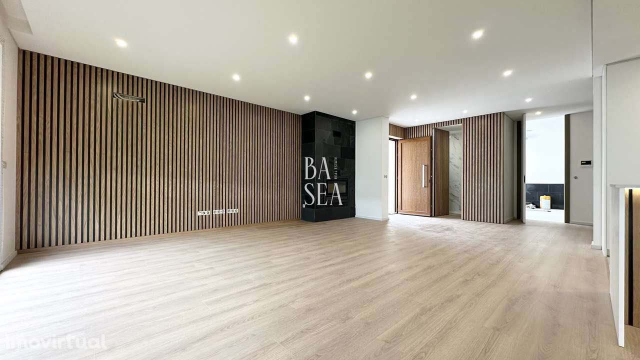 Moradia T4 Nova de Dois Andares em Palmeira Braga - Grande imagem: 4/35