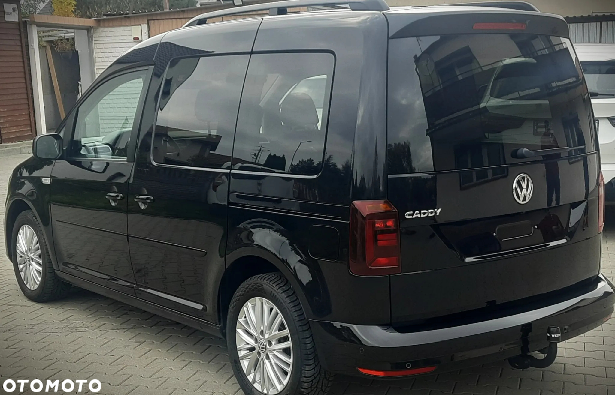Volkswagen Caddy 2.0 TDI Comfortline - 17