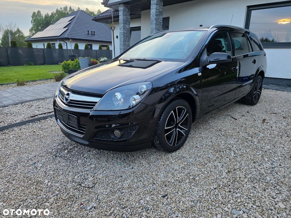 Opel Astra 1.8 Innovation 110 Jahre - 3