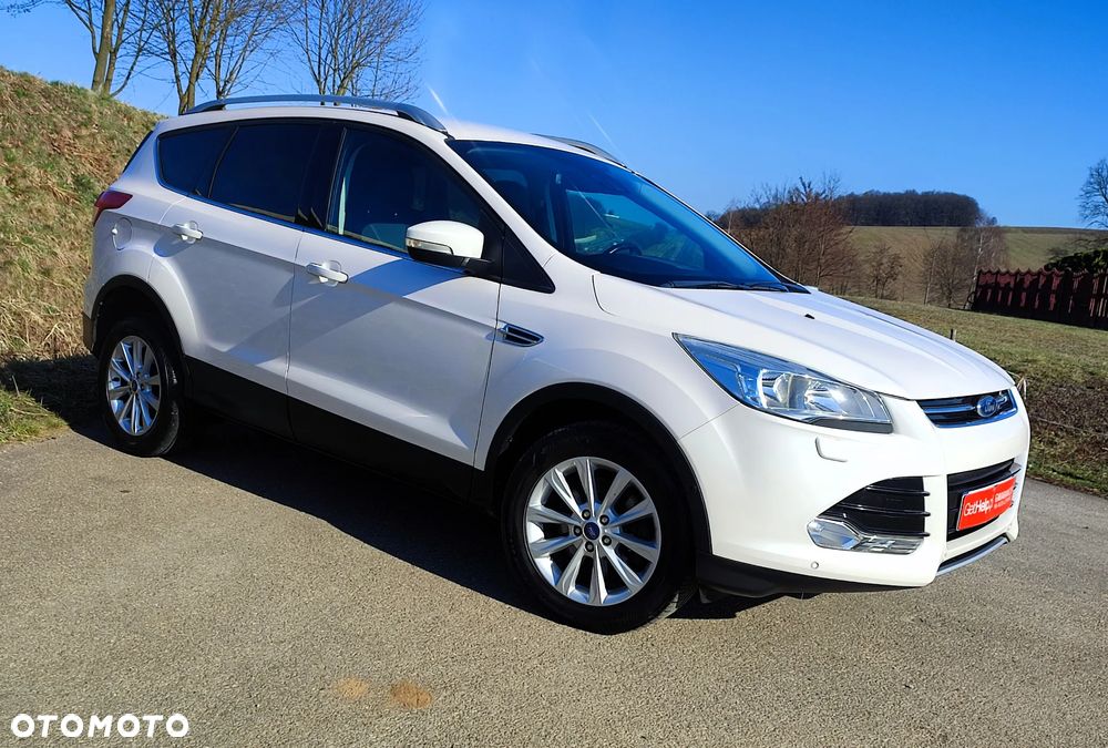 Ford Kuga 2.0 TDCi 2x4 Titanium - 2