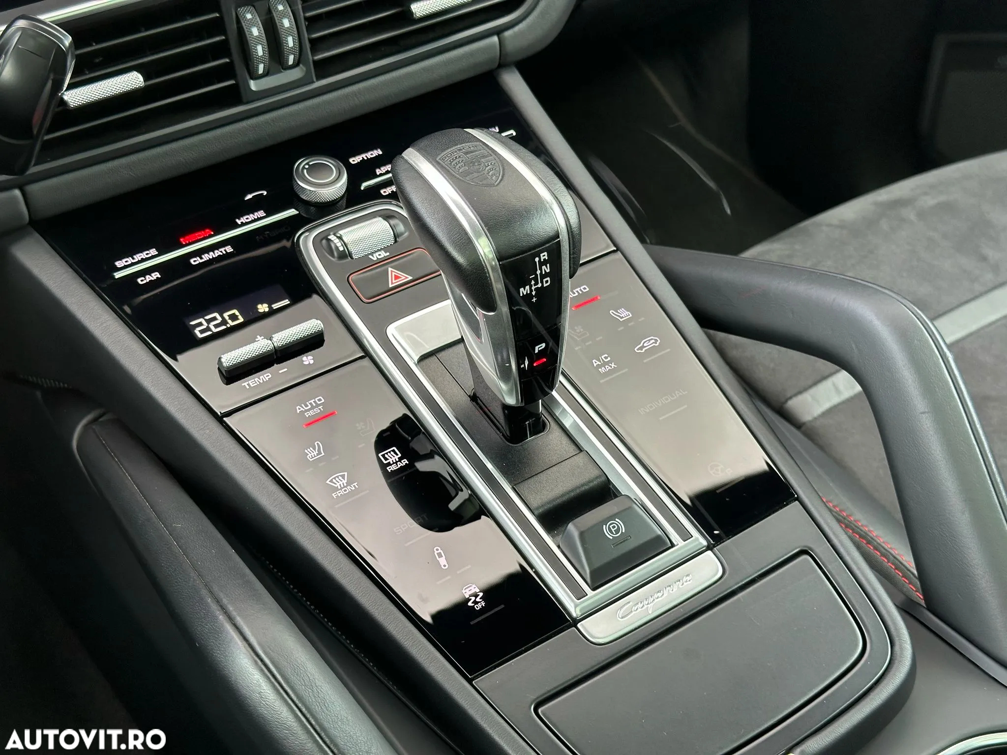 Porsche Cayenne - 20