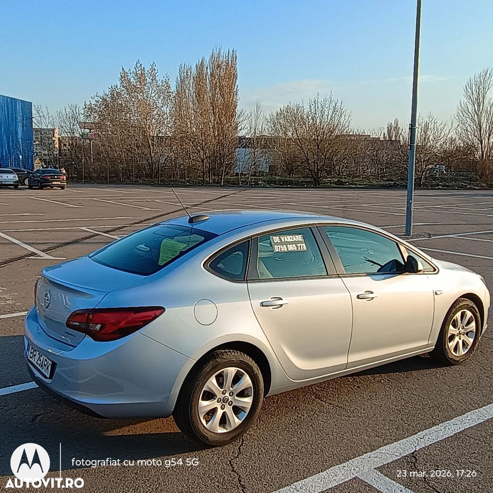 Opel Astra 1.4 Turbo ECOTEC Start/Stop Enjoy - 11