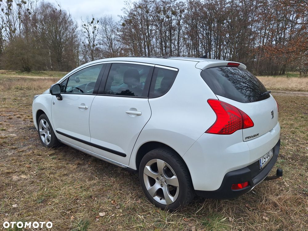 Peugeot 3008 HDi FAP 150 Roland Garros - 12