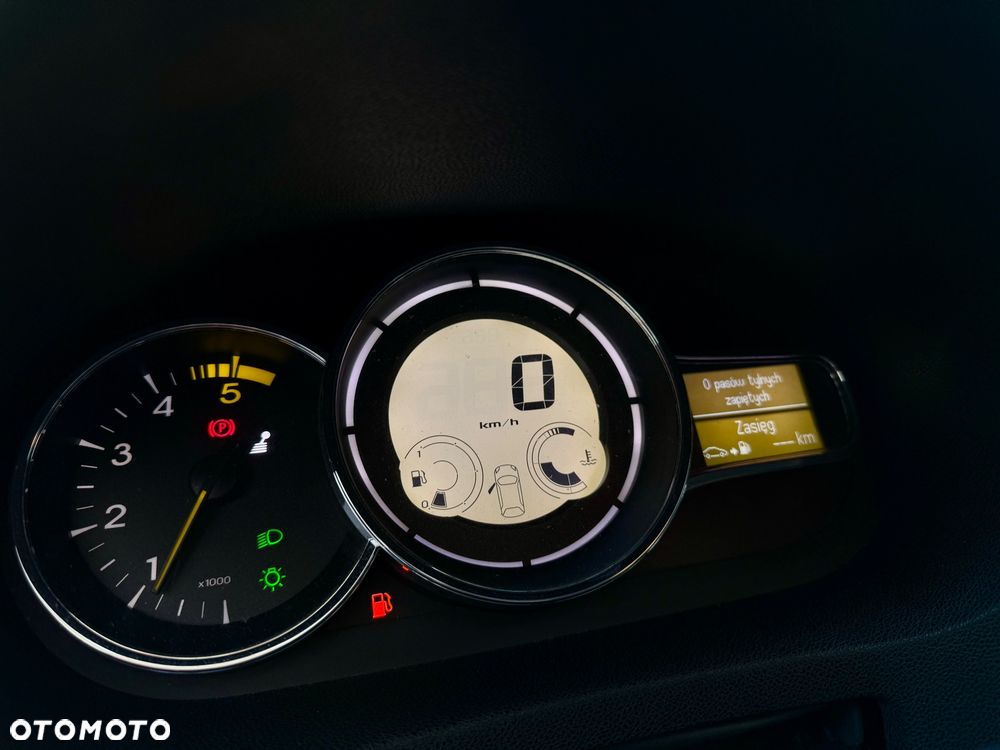 Renault Megane 1.9 dCi FAP Dynamique - 10