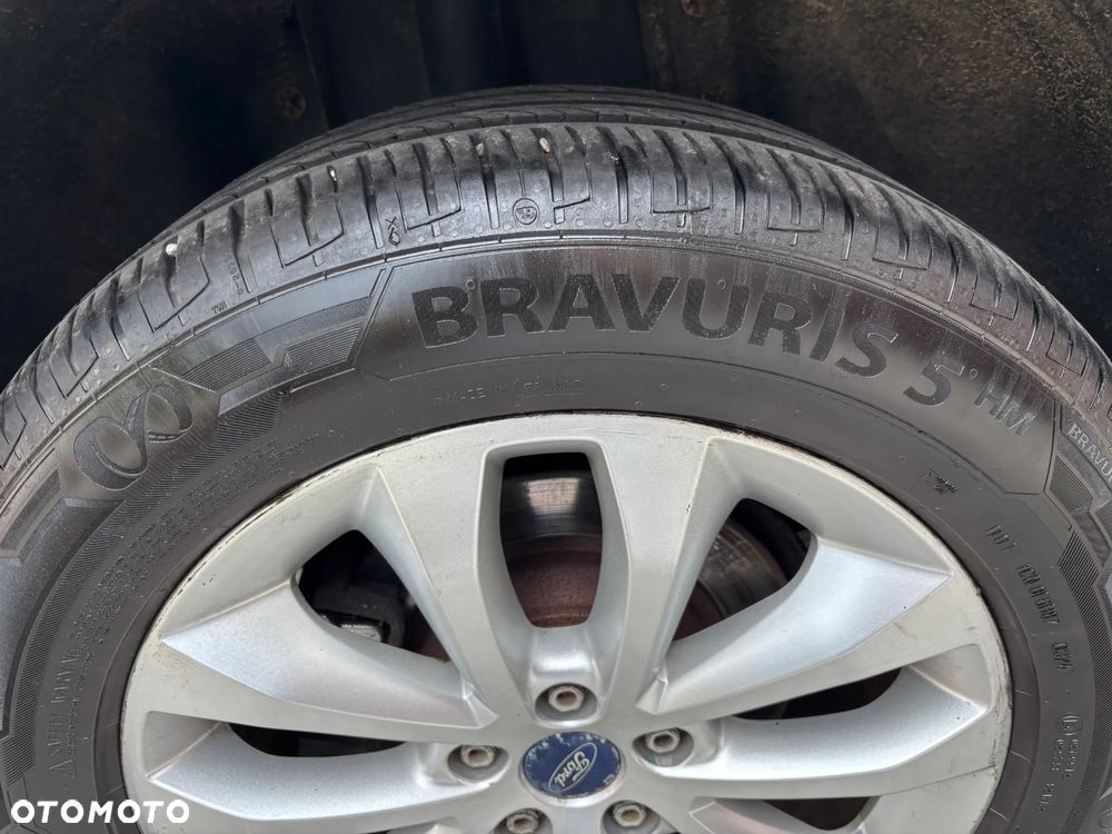 Ford Kuga 2.0 TDCi 4x4 Titanium - 25