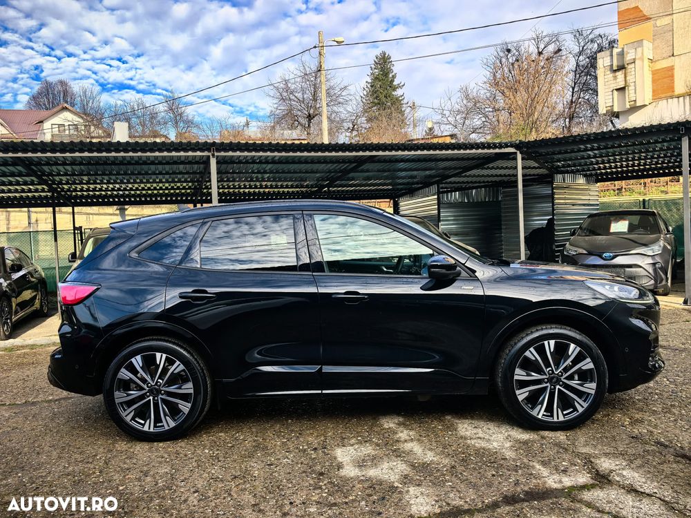 Ford Kuga 2.5 Duratec PHEV ST-LINE X - 11