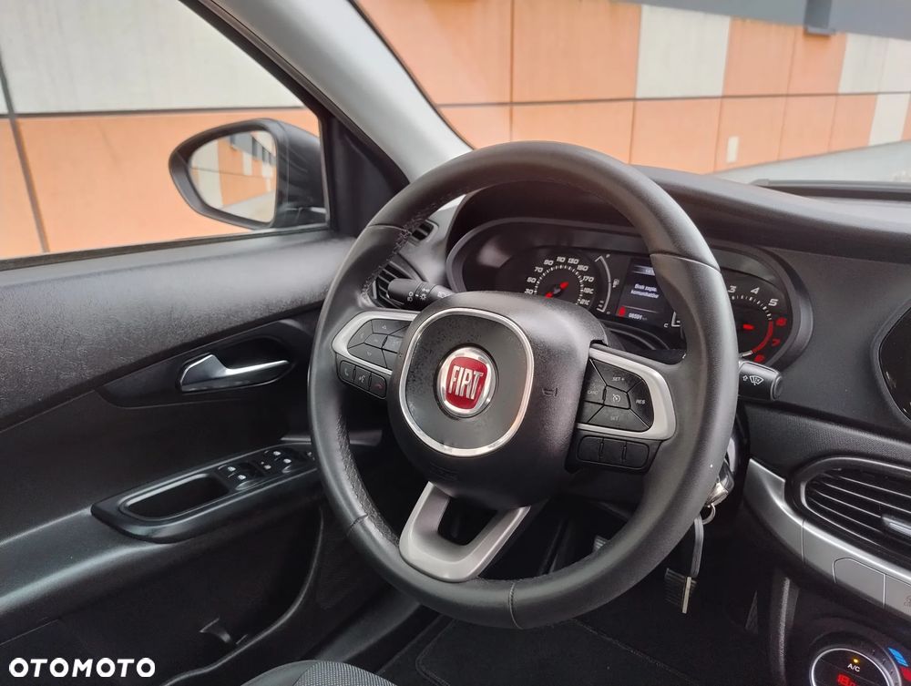 Fiat Tipo 1.4 16V More - 12