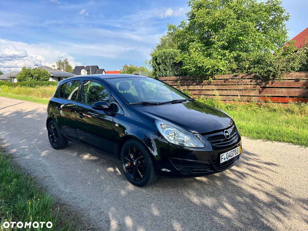Opel Corsa 1.4 16V Cosmo - 7