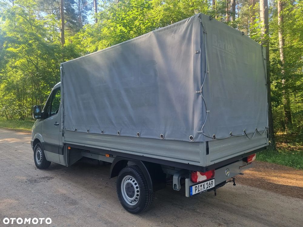 Mercedes-Benz Sprinter - 4
