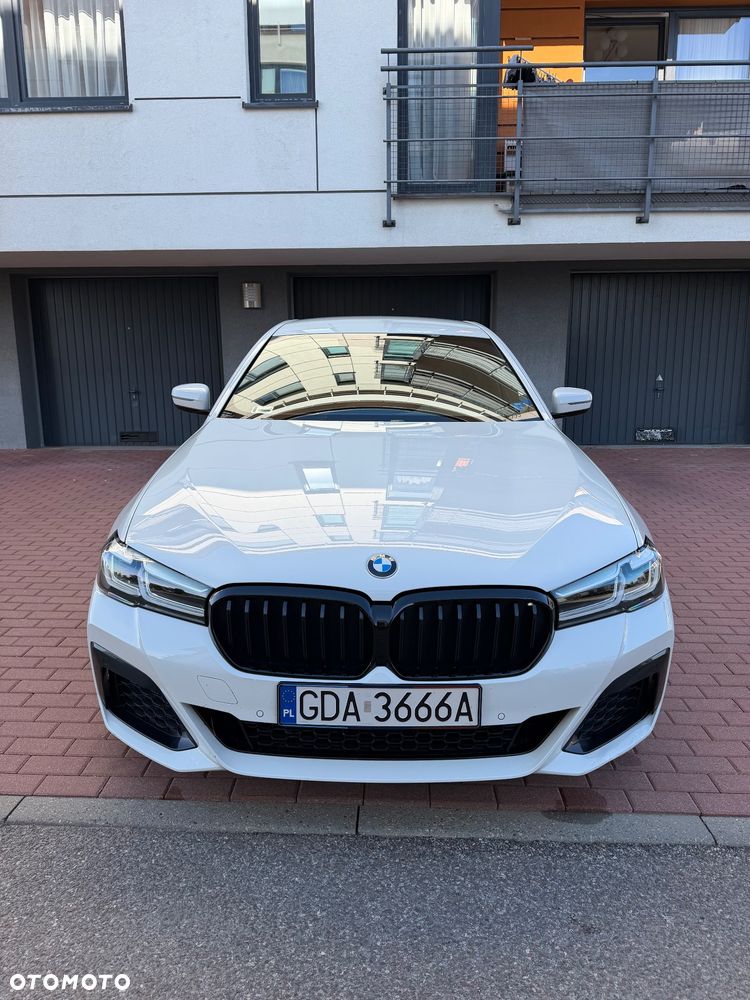 BMW Seria 5 520d xDrive M Sport sport - 3