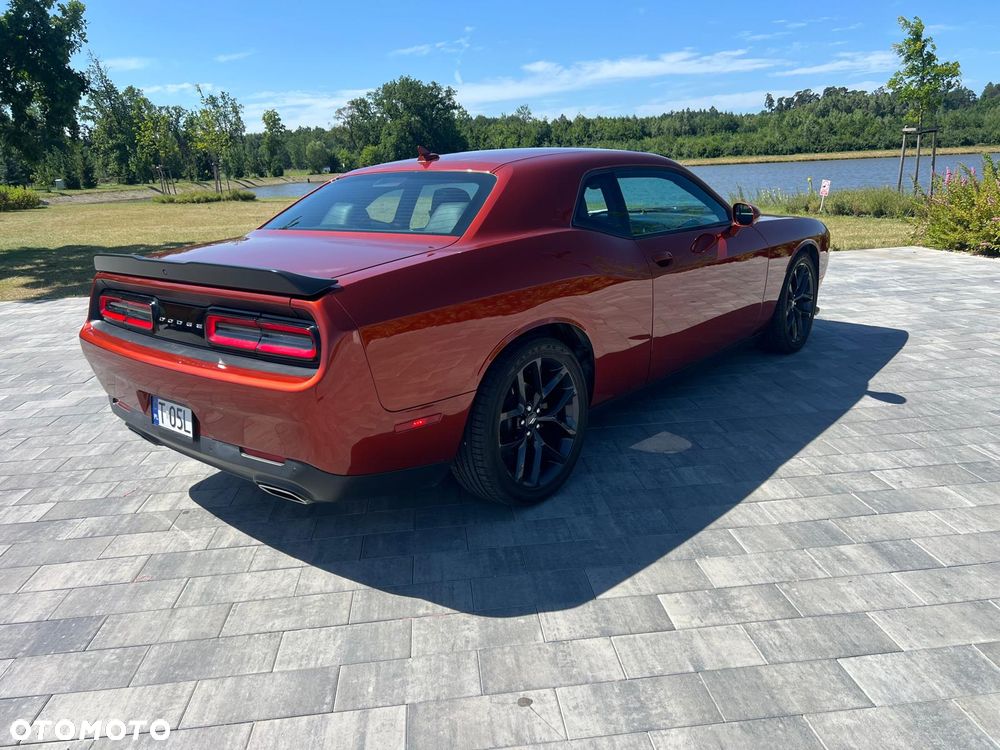Dodge Challenger 3.6 SXT Plus - 32