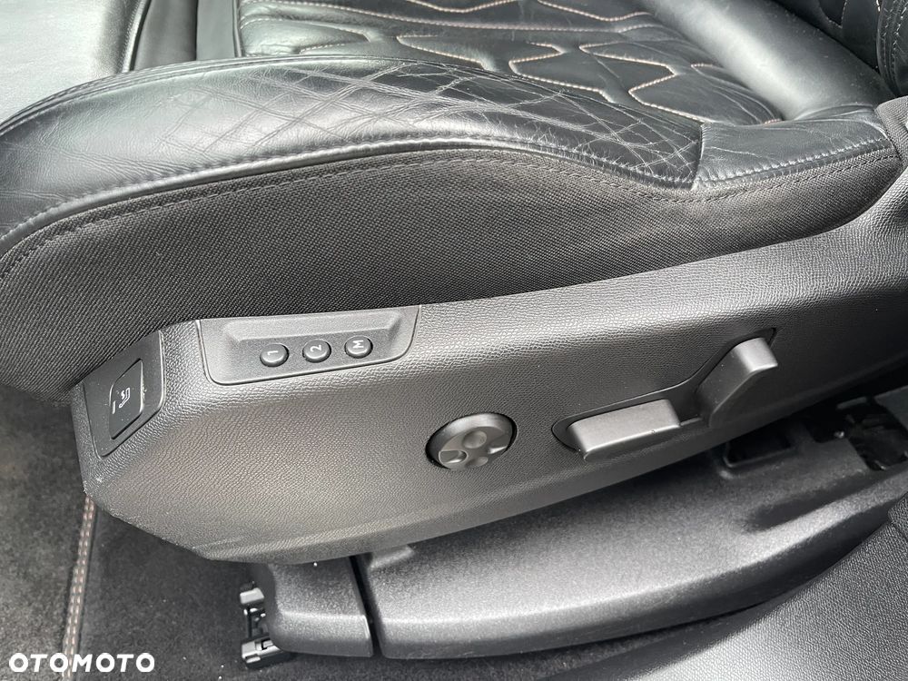 Peugeot 5008 2.0 BlueHDI GT S&S EAT8 - 19