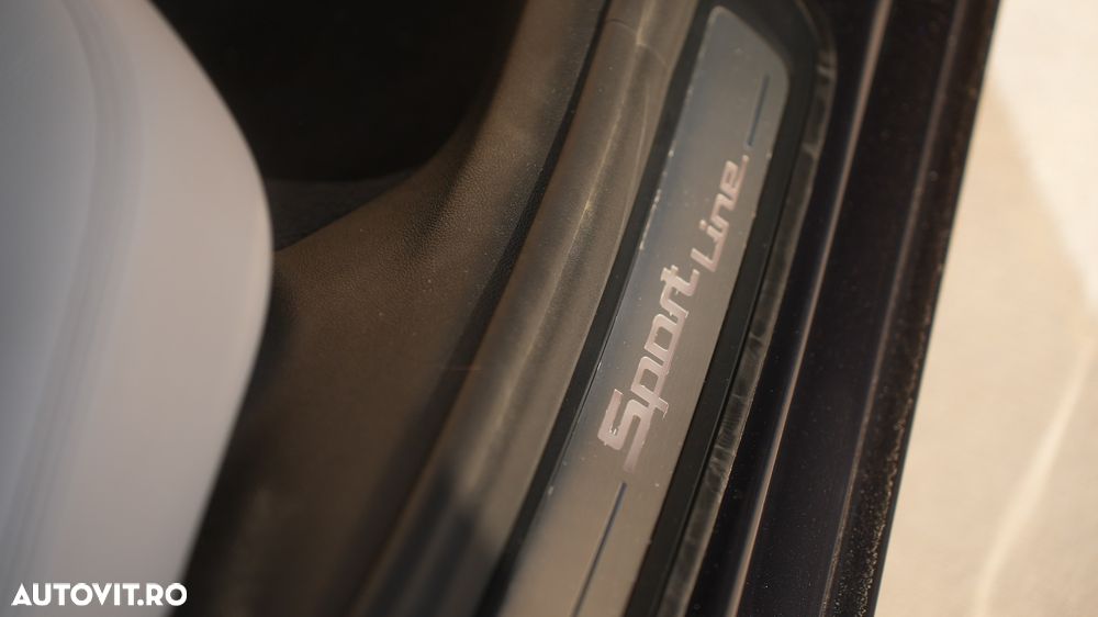 BMW Seria 5 540i Aut. Sport Line - 33