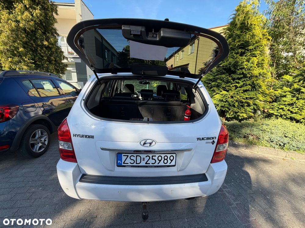Hyundai Tucson 2.0 Comfort 2WD - 5