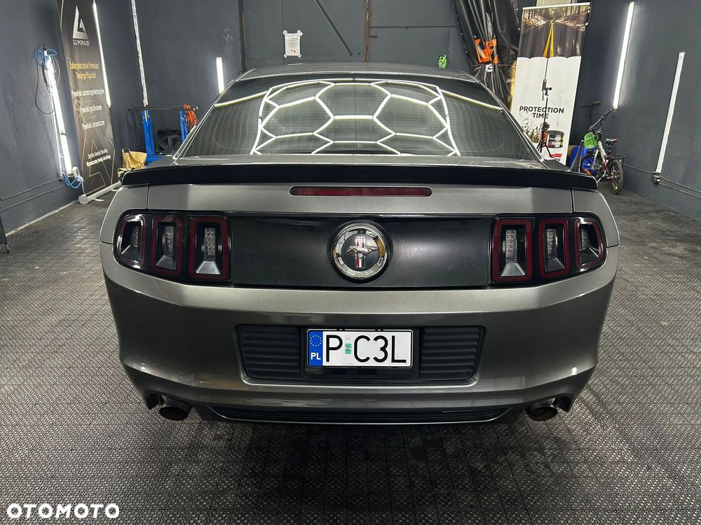 Ford Mustang 3.7 V6 - 6