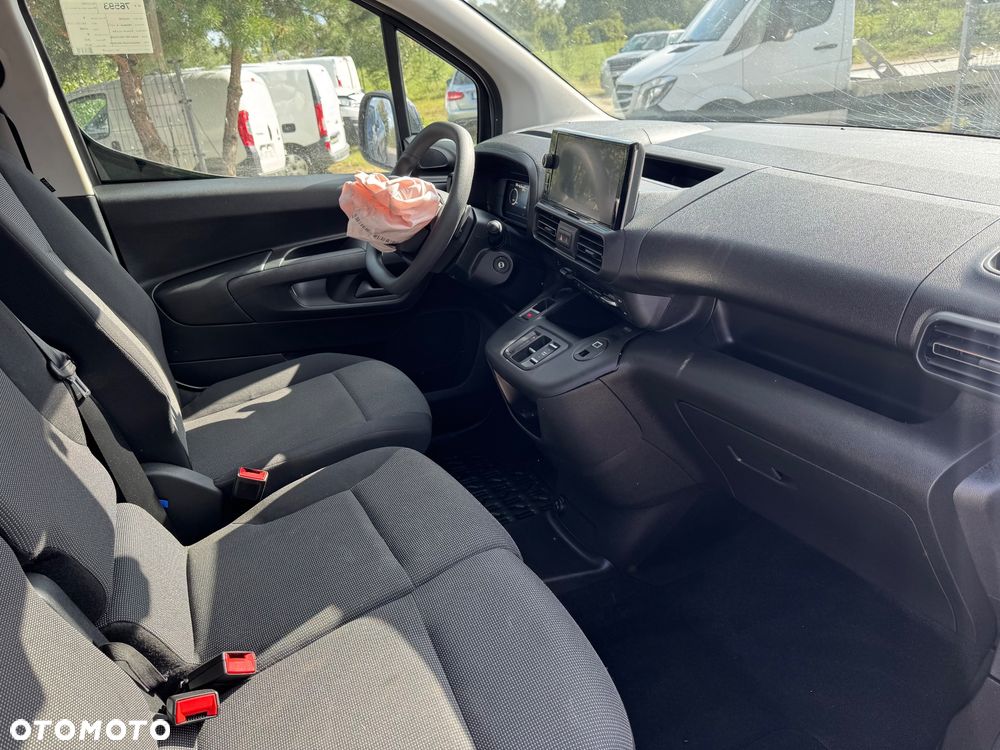 Toyota Proace City - 7