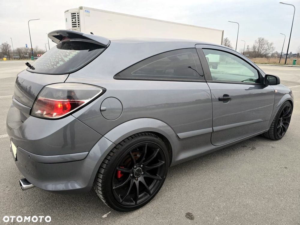 Opel Astra 2.0 Turbo Sport - 11