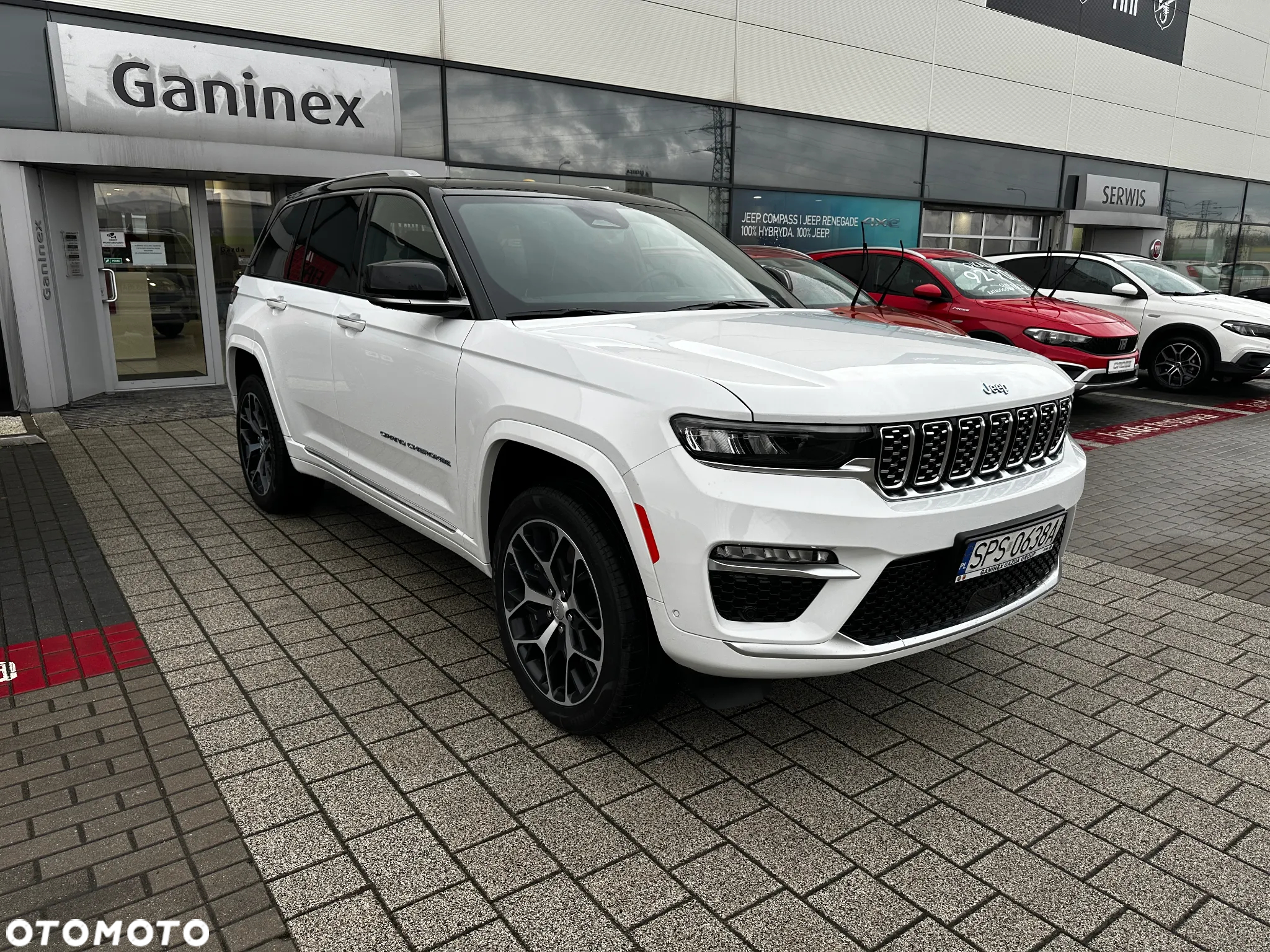 Jeep Grand Cherokee - 4