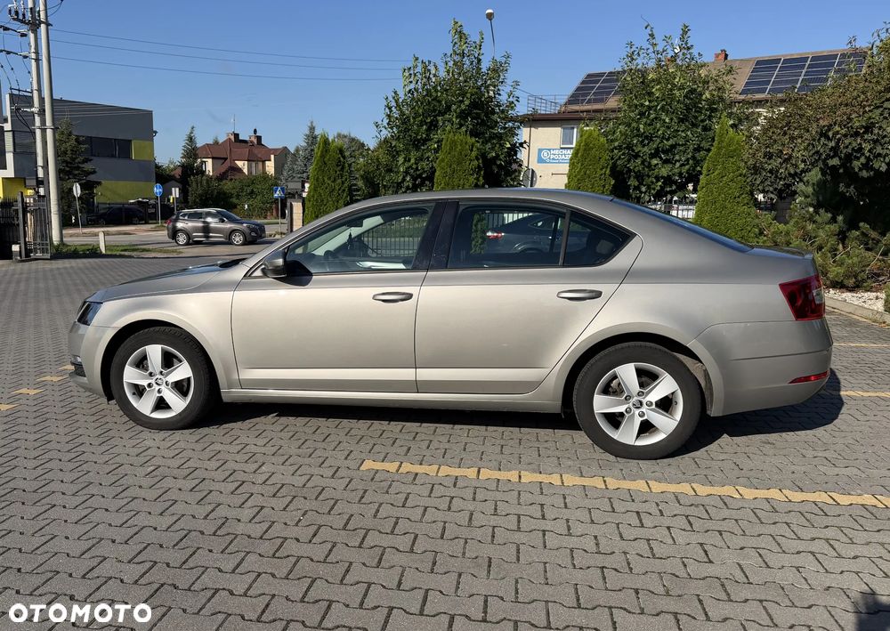 Skoda Octavia 1.5 TSI GPF ACT Ambition - 9