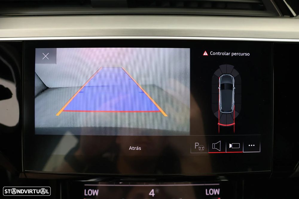 Audi e-tron 55 quattro S line - 36