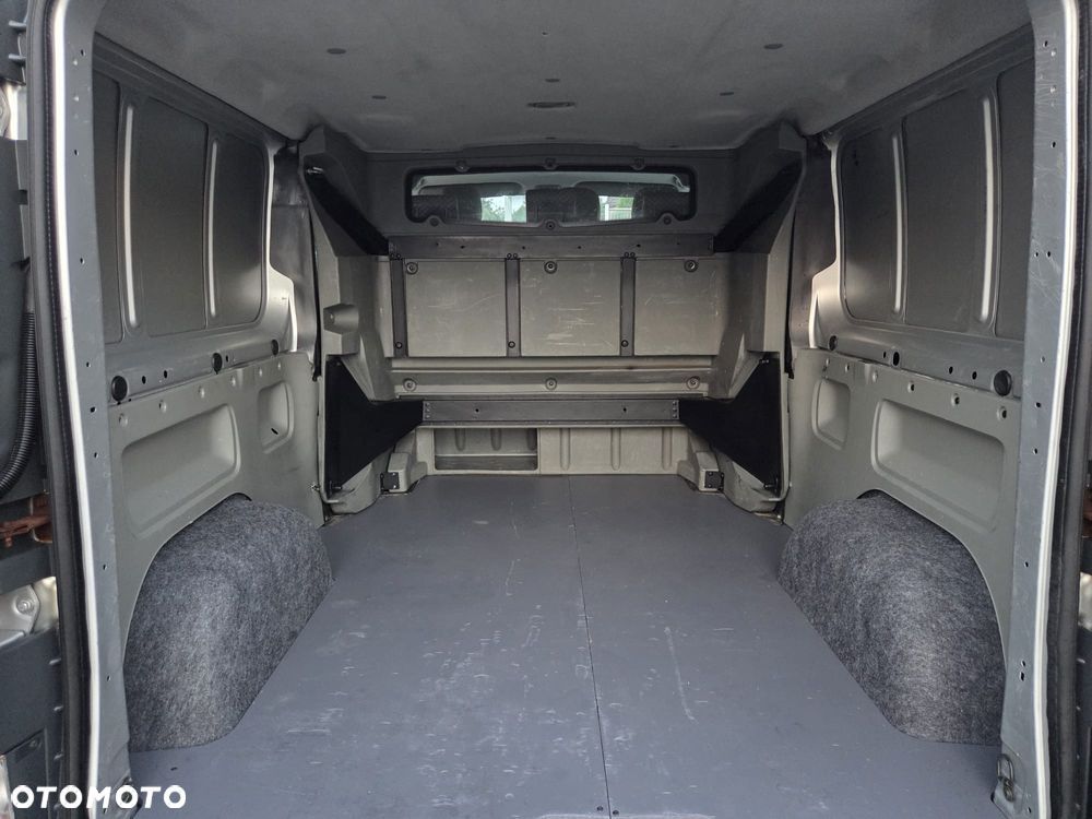 Renault TRAFIC LONG KLIMA TEMPOMAT ORYGINAŁ DUBEL KABINA FULL OPCJA DOPOSAŻONY - 14