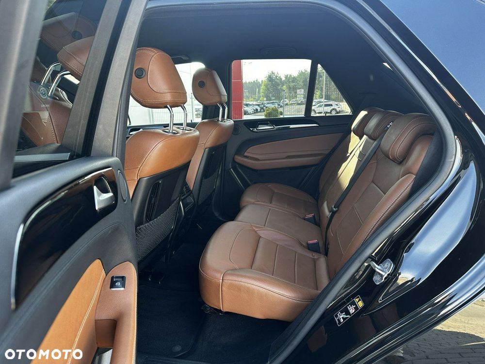 Mercedes-Benz GLE 350 d 4-Matic - 13